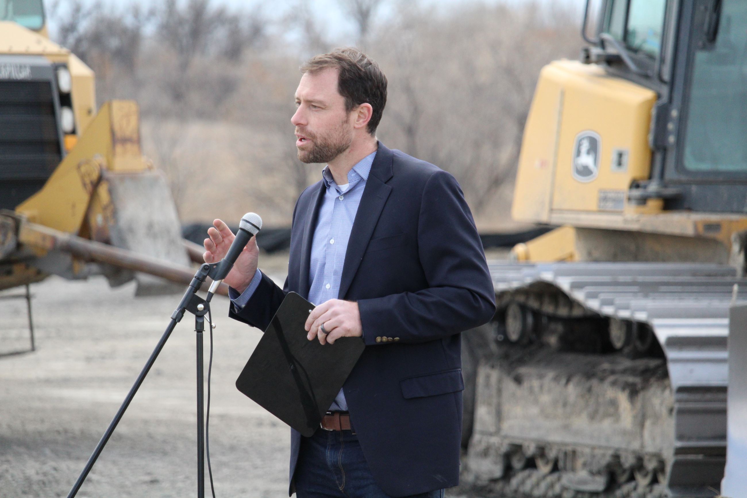 Water Quality Superintendent Louis Engels speaks at the groundbreaking ceremony.