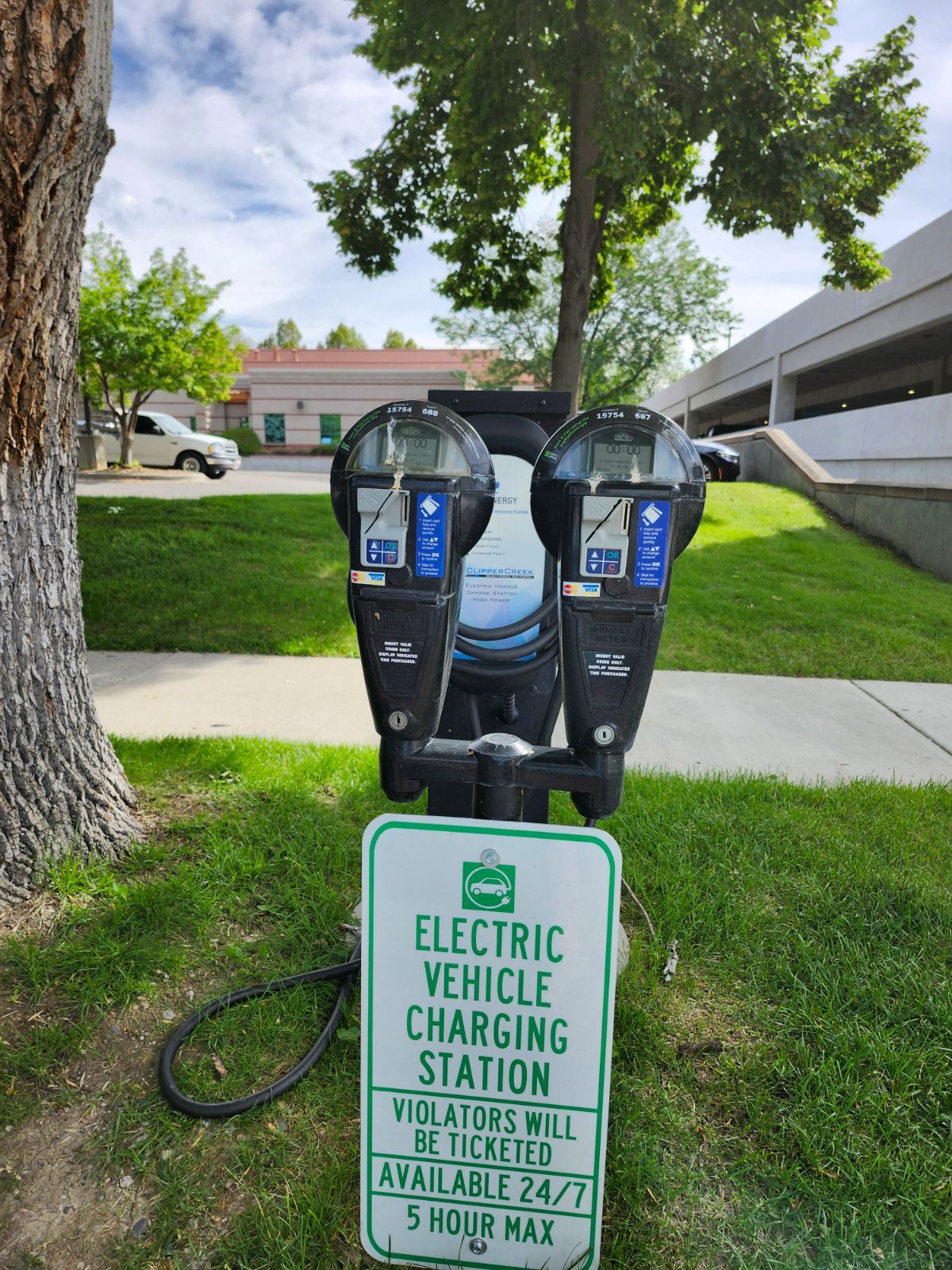 HOSPITAL EV CHARGER 2